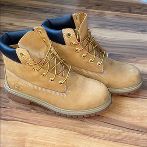 Women’s Tan Timberland Boots